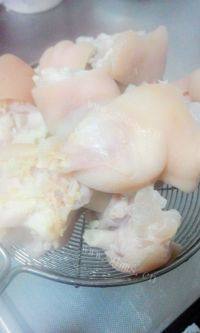 健康美食-黄豆炖猪蹄做法图解3)