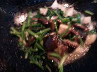 最爱的素炒香菇菠菜做法图解9)