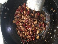 好吃的自贡冷吃兔做法图解4)
