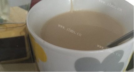 玉盘珍馐的西米奶茶