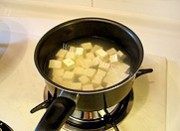 食欲满满的麻婆豆腐虾做法图解1)