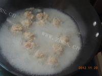 营养丰富的青菜肉丸汤做法图解8)