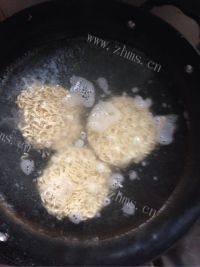 自己做的时蔬炒面做法图解3)