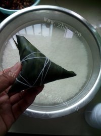色香味浓的粽子做法图解6)