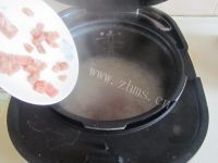 皮蛋瘦肉粥做法图解7)