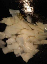 家常菜炒土豆片做法图解5)