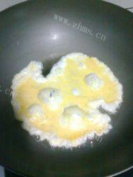 色香味具全的鸡蛋炒丝瓜做法图解3)