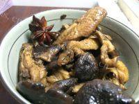 家常菜香菇焖鸡肉