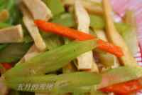 家常菜香芹炒豆干