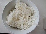 美味的萝卜丝肉包做法图解5)