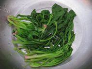 「健康美食」凉拌菠菜做法图解2)