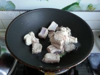 可口豆豉南瓜闷排骨做法图解4)