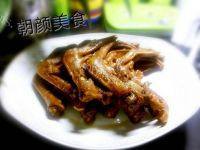 美味的香卤鸭掌