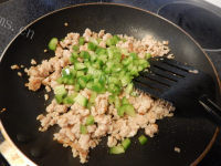 家常菜肉末烤茄子做法图解8)