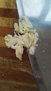 美味的茄子煲做法图解3)