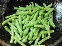 美美厨房之清炒豇豆做法图解5)