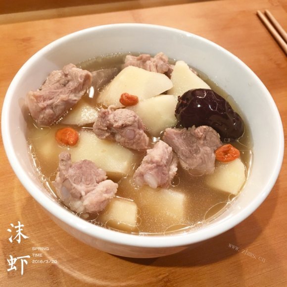 萝卜排骨汤