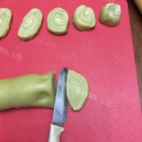 自制绿茶酥做法图解13)