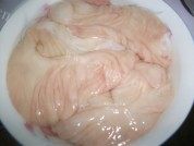 家常菜酸菜炒大肠做法图解3)