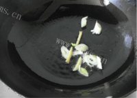 香喷喷的手撕包菜做法图解2)