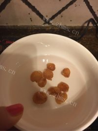好吃的柠檬桂圆蜜做法图解2)