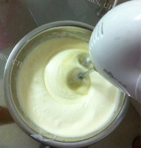 唇齿留香的脆皮蛋糕做法图解3)