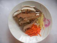 家常菜香菇豆腐汤做法图解2)