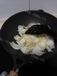意犹未尽的清炒大白菜做法图解5)