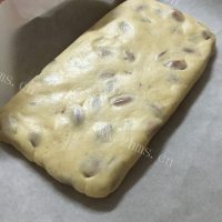 美味的杏仁牛轧糖做法图解7)