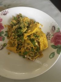 风味杂烩鸡蛋卷做法图解4)