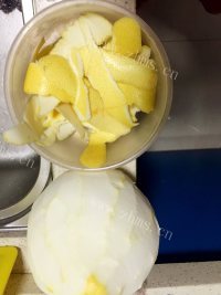 自制柚子皮糖做法图解2)