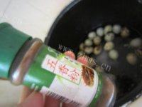 口感不错的五香鹌鹑蛋做法图解6)