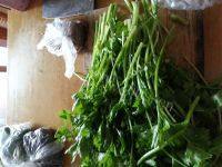 自制芹菜炒豆腐干做法图解1)