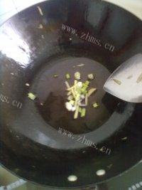鲜的洋葱炒鱿鱼做法图解3)