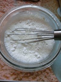 食欲满满的榴莲糯米糍做法图解1)
