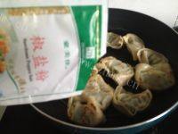 椒盐香煎馄饨做法图解7)
