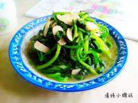 开胃的蒜香菠菜