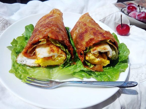 色香味俱全的鸡蛋手抓饼
