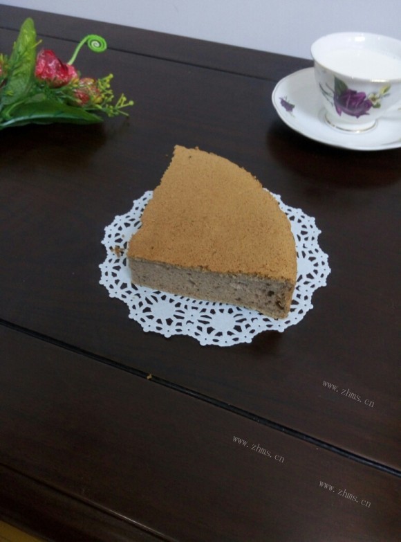 质嫩爽口的可可戚风蛋糕