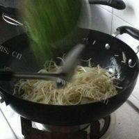 #DIY#豆芽炒韭菜做法图解6)