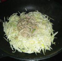 养生的茭白炒肉丝做法图解10)