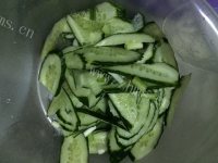 好吃的凉拌青瓜做法图解1)