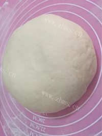 漂亮的米老鼠豆沙包做法图解1)
