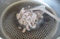 家常菜酸豆角炒肉做法图解4)