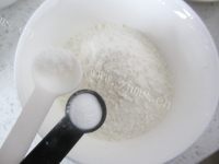 色香味俱全的松饼做法图解4)