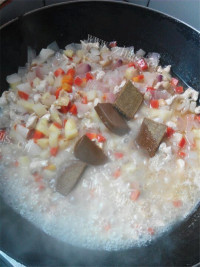 好吃的咖喱鸡丁饭做法图解8)