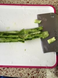 简单的凉拌青瓜做法图解2)