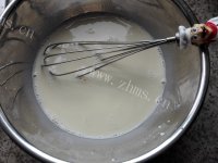珍馐美味的芒果千层蛋糕做法图解4)