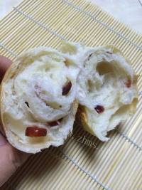 诱人的蔓越莓面包
