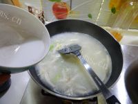 家常西兰花蘑菇奶汤的做法图解十三